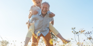 Partnersuche ab 60: Tipps für die Suche nach Liebe im reifen Alter